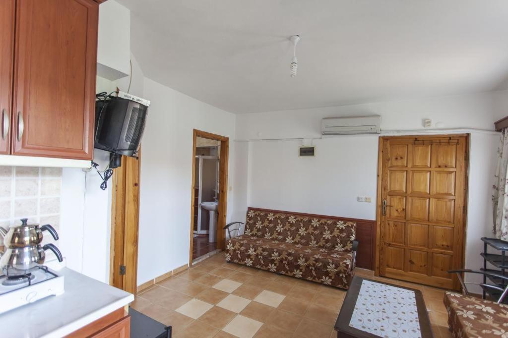 Mevsim Otel Akyaka  Εξωτερικό φωτογραφία